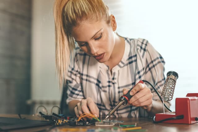 femme ingenieuse 2